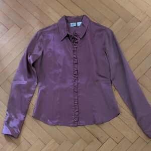 Button-Front Satin Ruffle Blouse in Mauve
